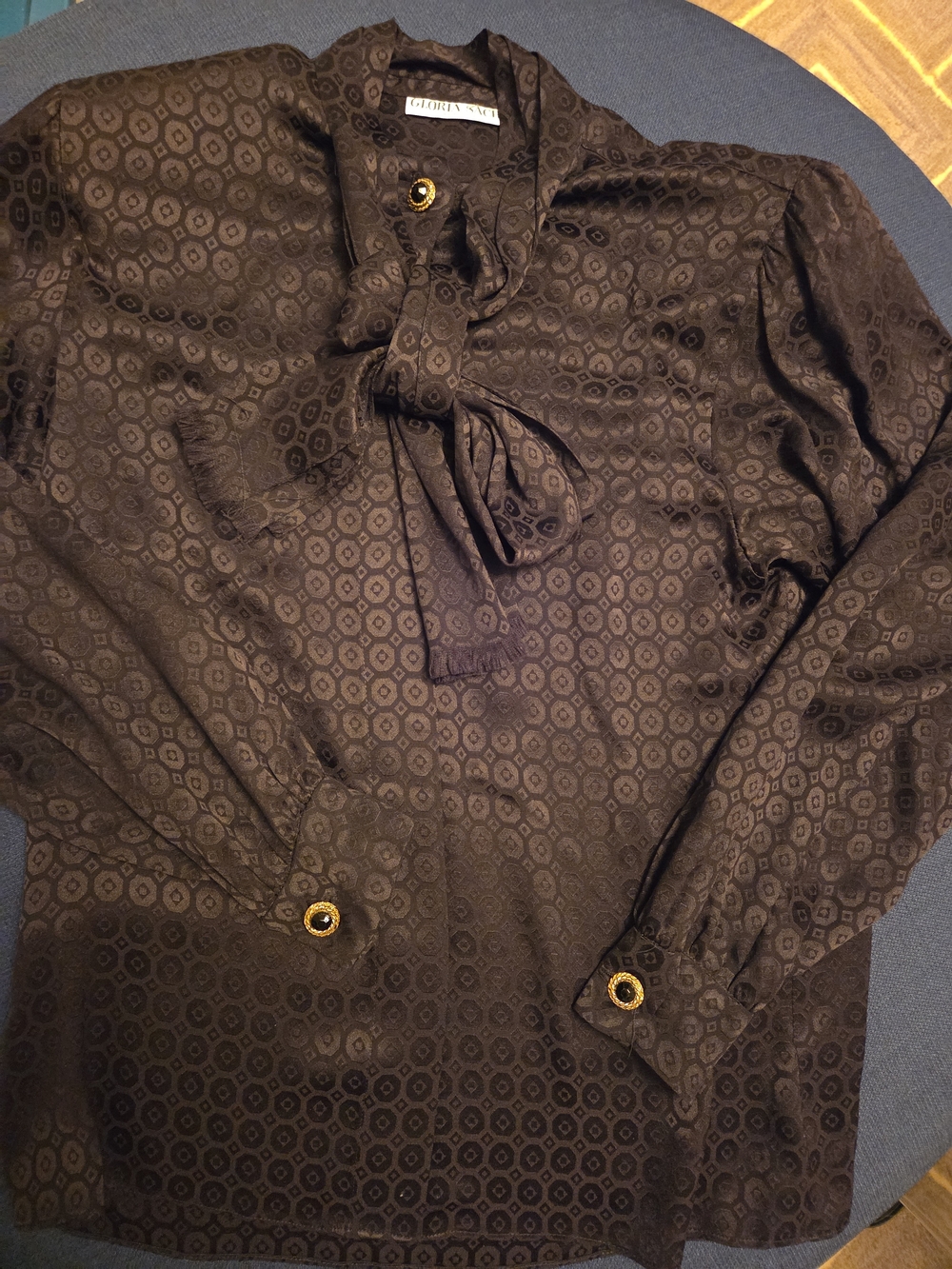 Vintage Gloria Sachs Black Jacquard Tie Bow Blouse Size 6 Shoulder Pads USA